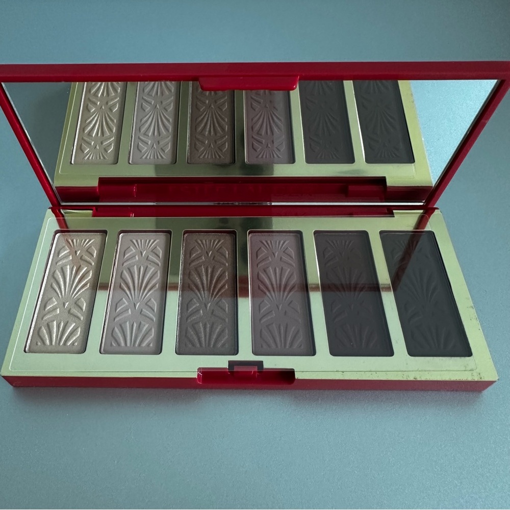 Estée Lauder Limited Edition Trick Of The Eyes Eyeshadow Palette